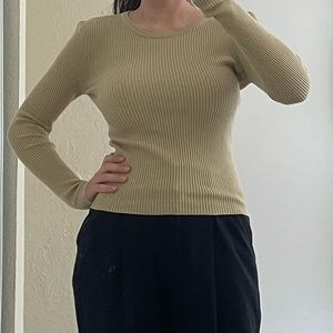 Thermal / sweater size small